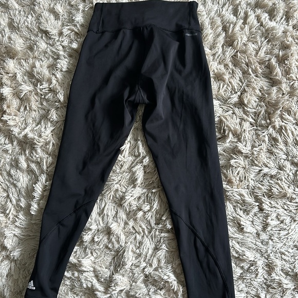 EUC Aeroready women’s capris, size medium - Picture 6 of 8